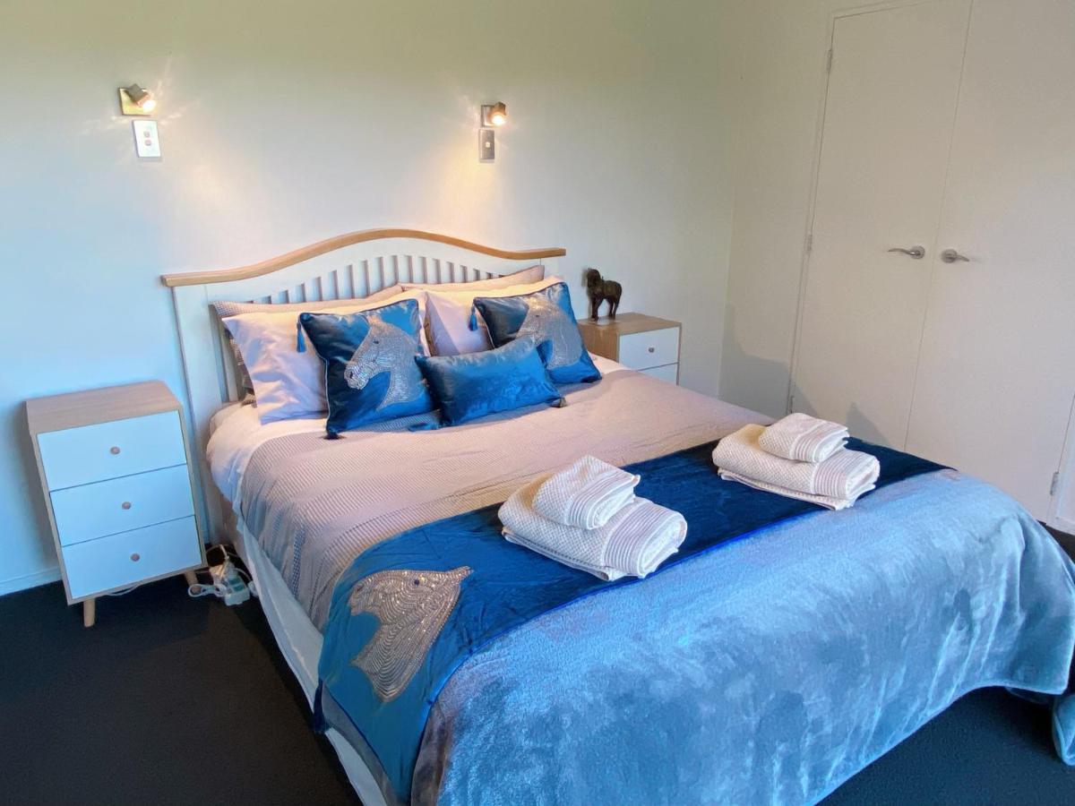 Bed and Breakfast Unique Equestrian Lifestyle Tamahere Экстерьер фото